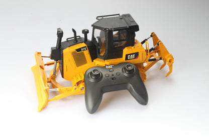 CAT Remote Controlled D7E Track-Type Tractor 1:24