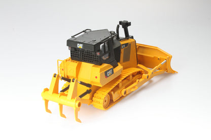 CAT Remote Controlled D7E Track-Type Tractor 1:24