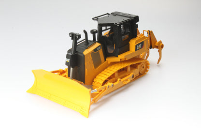 CAT Remote Controlled D7E Track-Type Tractor 1:24