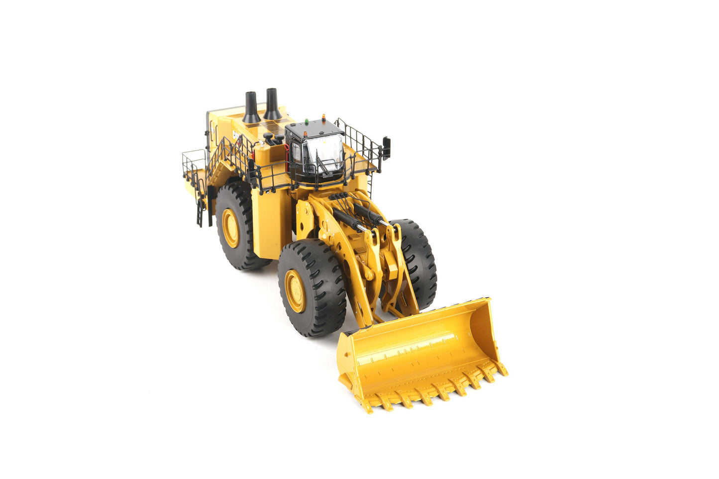 CAT 995 Large Wheel Loader High Line Series 1:50 Scale Die Cast Model
