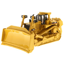 CAT D11R Tract-Type Tractor 1:50 Scale Die Cast Model