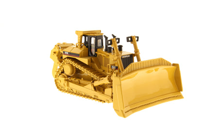 CAT D11R Tract-Type Tractor 1:50 Scale Die Cast Model
