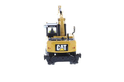 CAT M318D Wheeled Excavator wheel detail