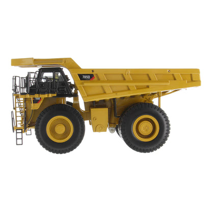 CAT 785D Off Highway Truck 1:50 Scale Die Cast Model