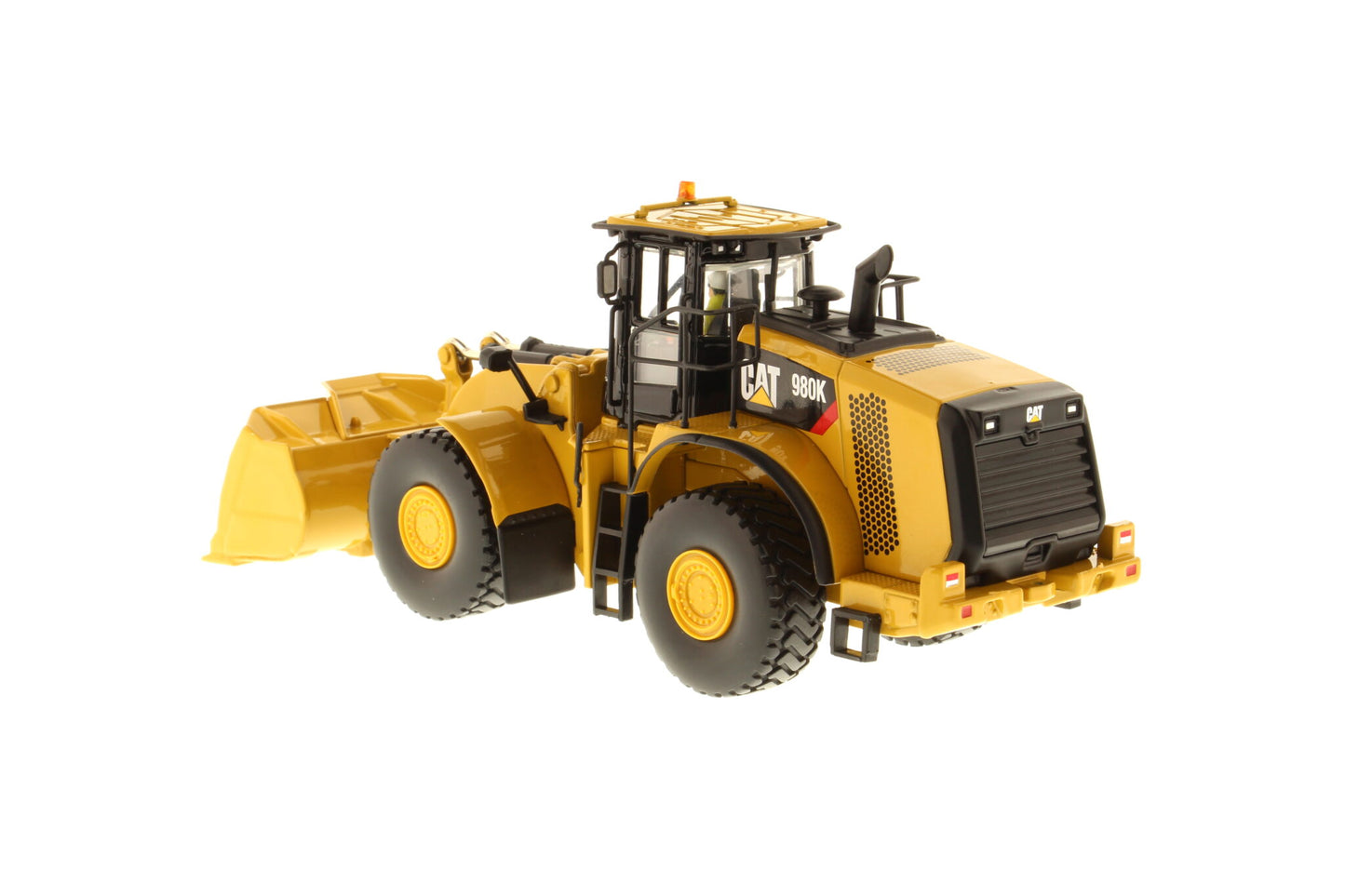 CAT 980K Material Handler wheel detail
