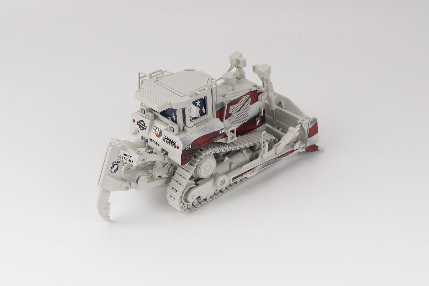 CAT D8T Track-Type Tractor Brent Scarbrough Livery 1:50 Scale Die Cast Model
