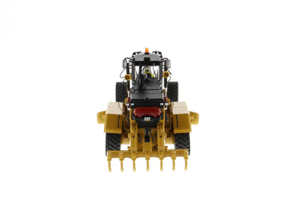 CAT 16M3 Motor Grader High Line Series 1:50 Scale Die Cast Model