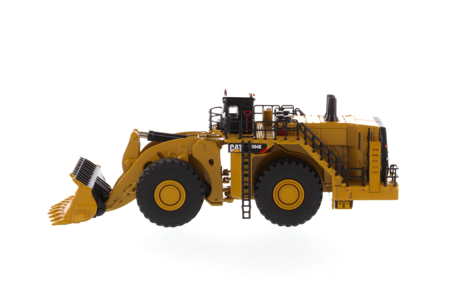 CAT 994K Wheel Loader bucket detail