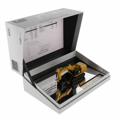 CAT 390F L Elite Series flip-top packaging