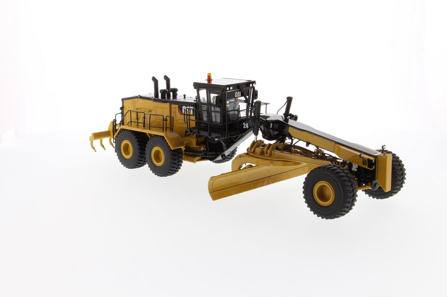 CAT 24 Motor Grader High Line Series 1:50 Scale Die Cast Model