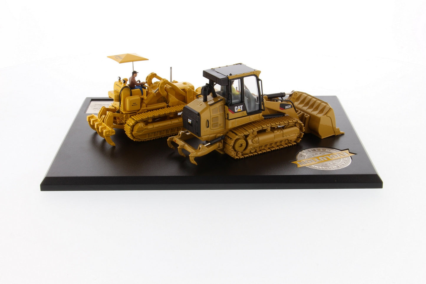 CAT 977 & 963K Track Loader Evolution Series 1:50 Scale Die Cast Model