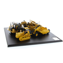 CAT D7C/70 & 621K Motor Scraper Evolution Series 1:50 Scale Die Cast Model
