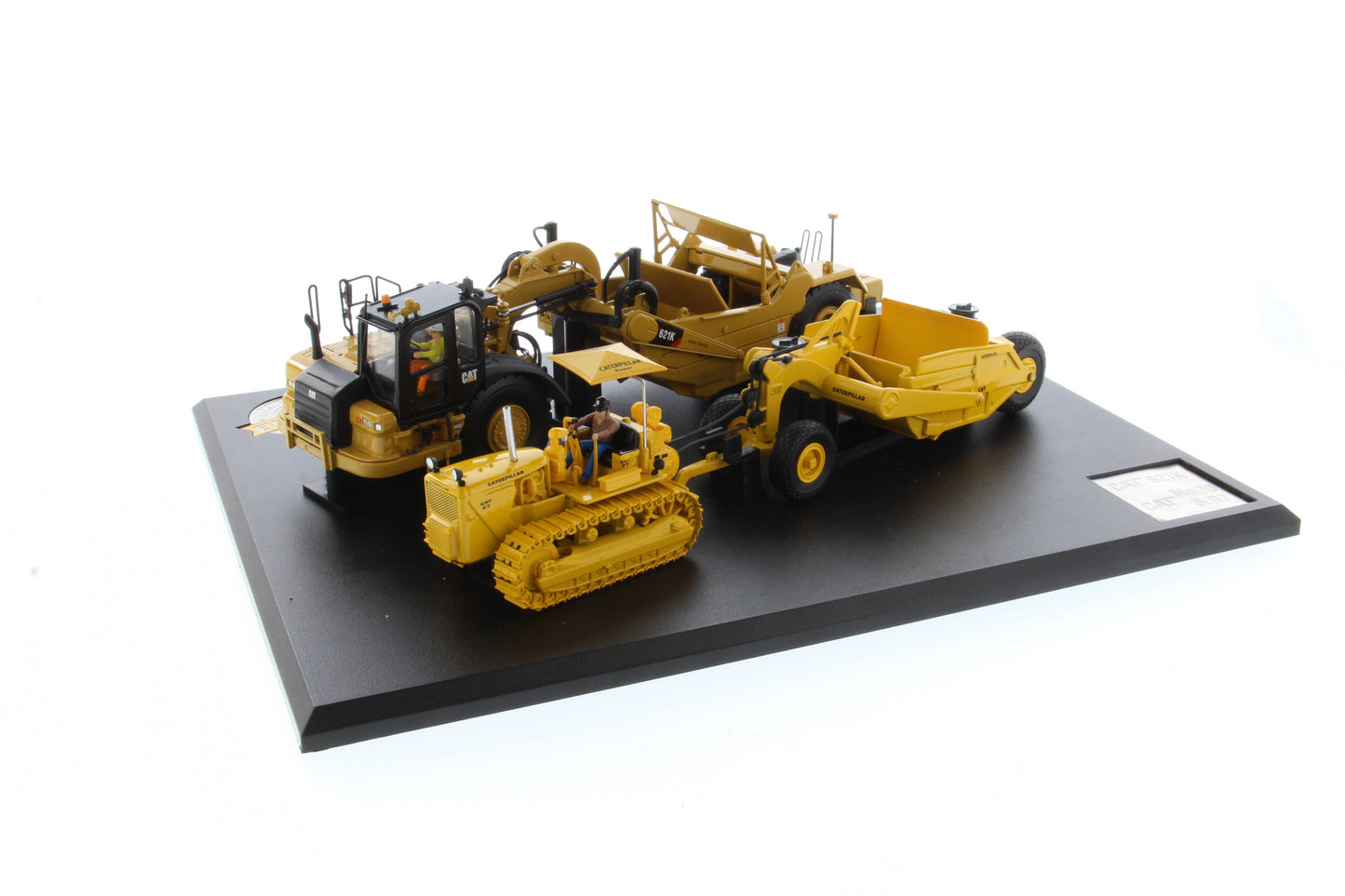 CAT D7C/70 & 621K Motor Scraper Evolution Series 1:50 Scale Die Cast Model