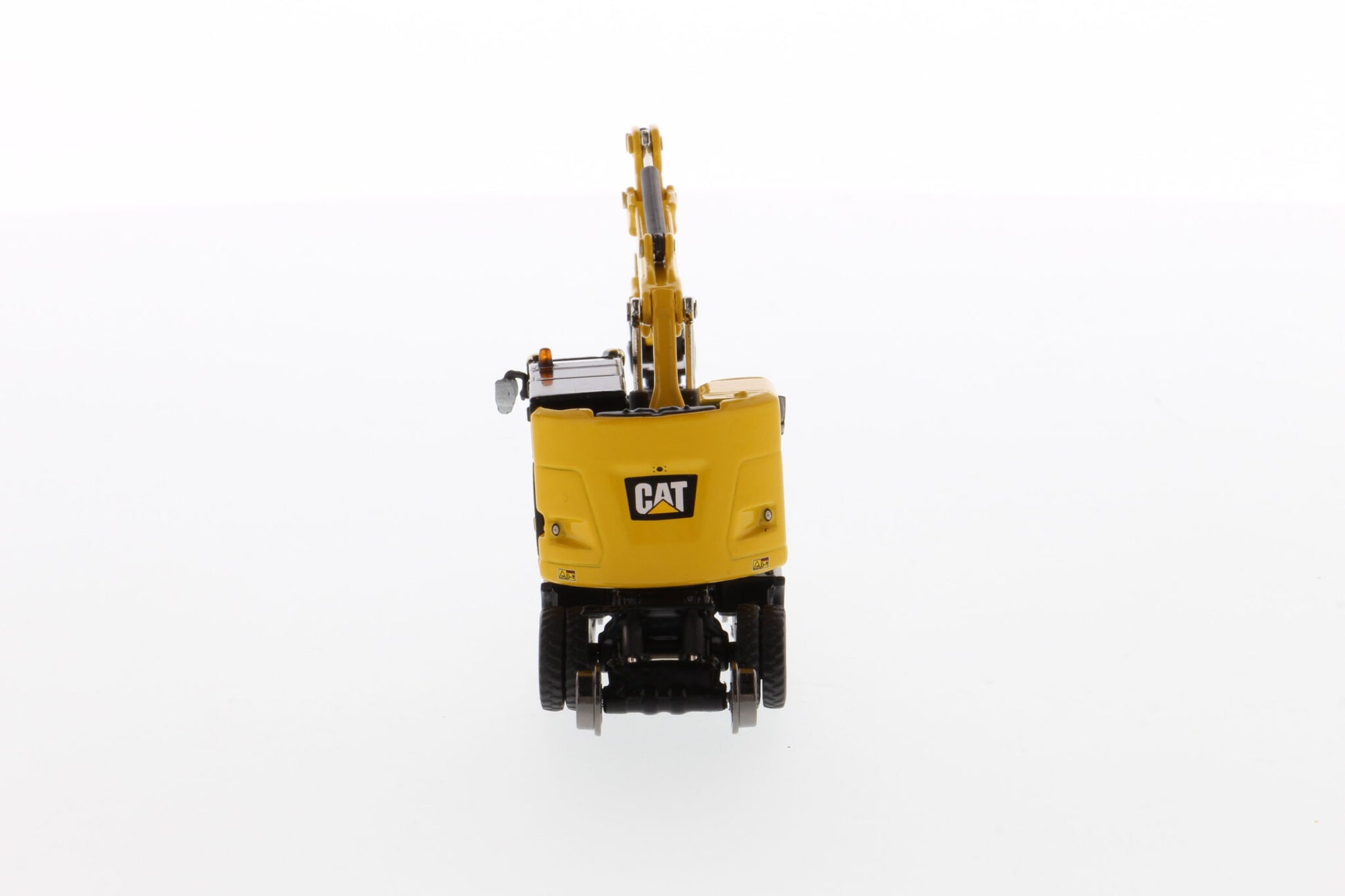CAT M323F Safety Yellow HO side view