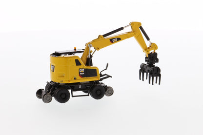 CAT M323F Safety Yellow HO cab detail