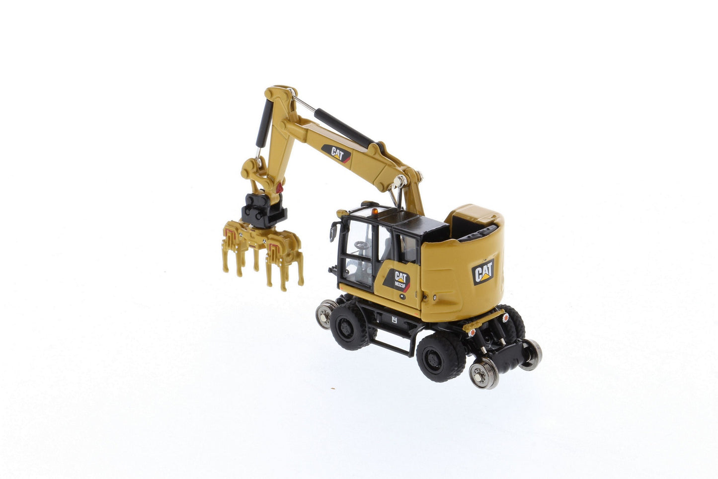CAT M323F HO ballast tamper detail