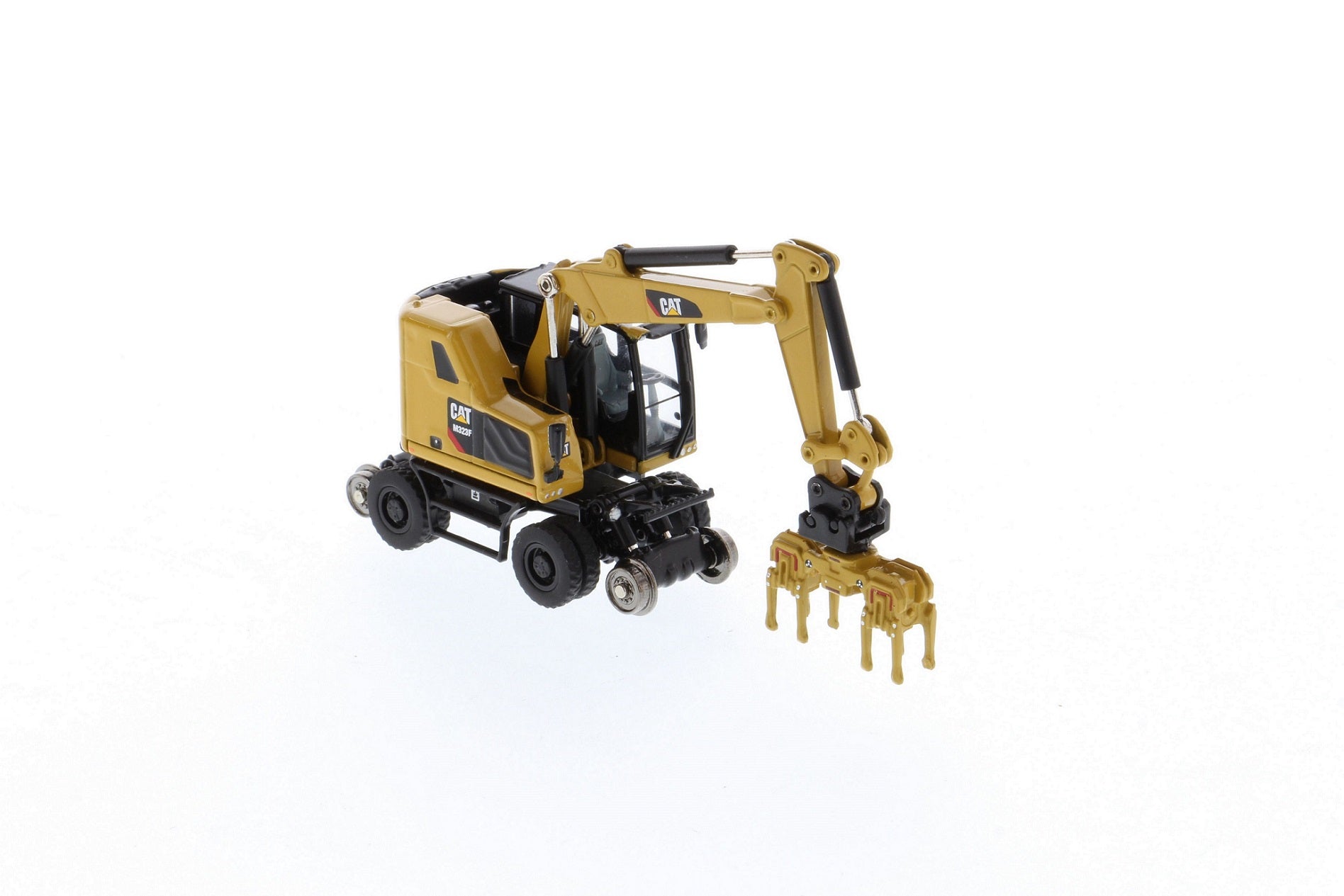 CAT M323F HO complete view