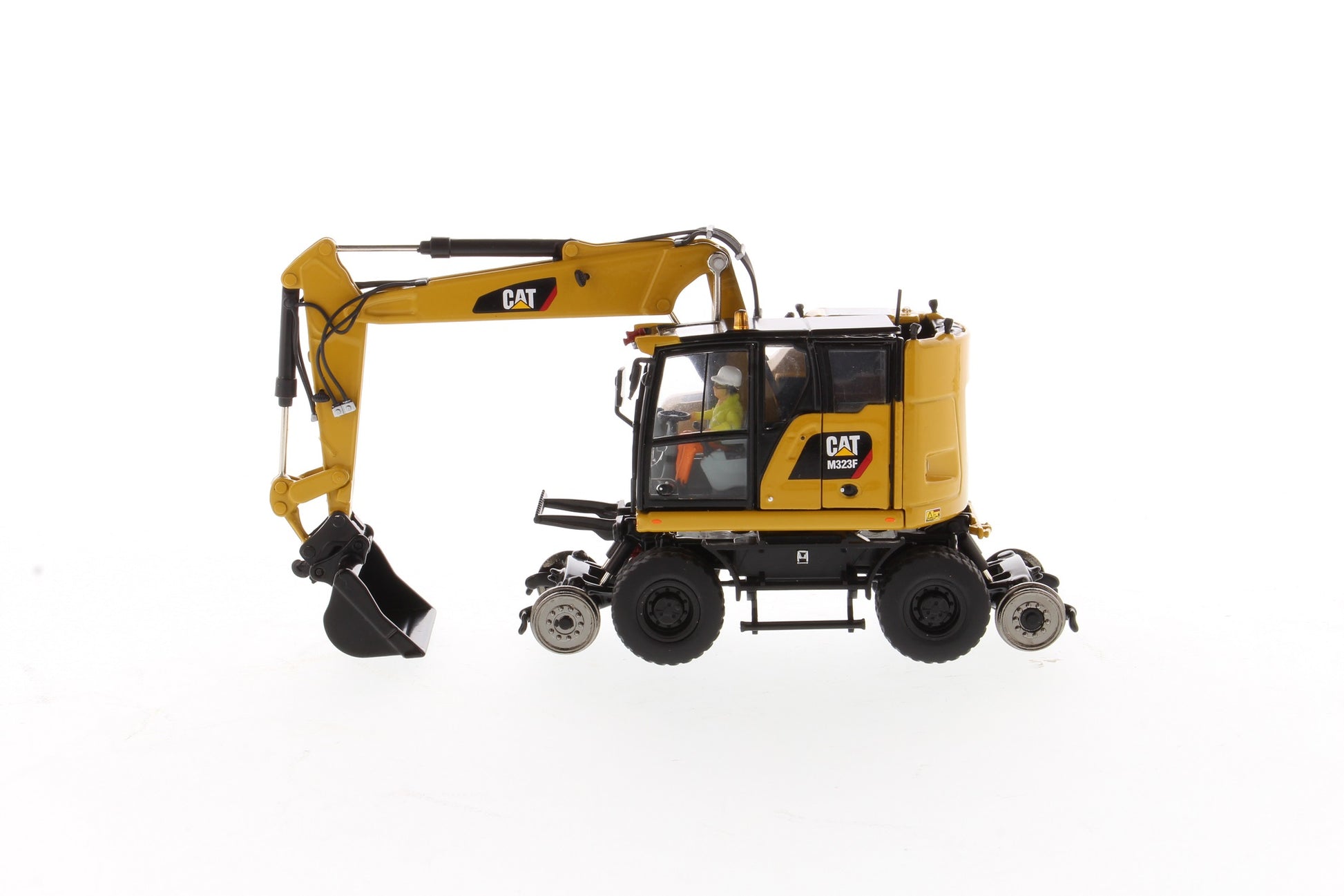 CAT M323F Railroad Excavator boom detail