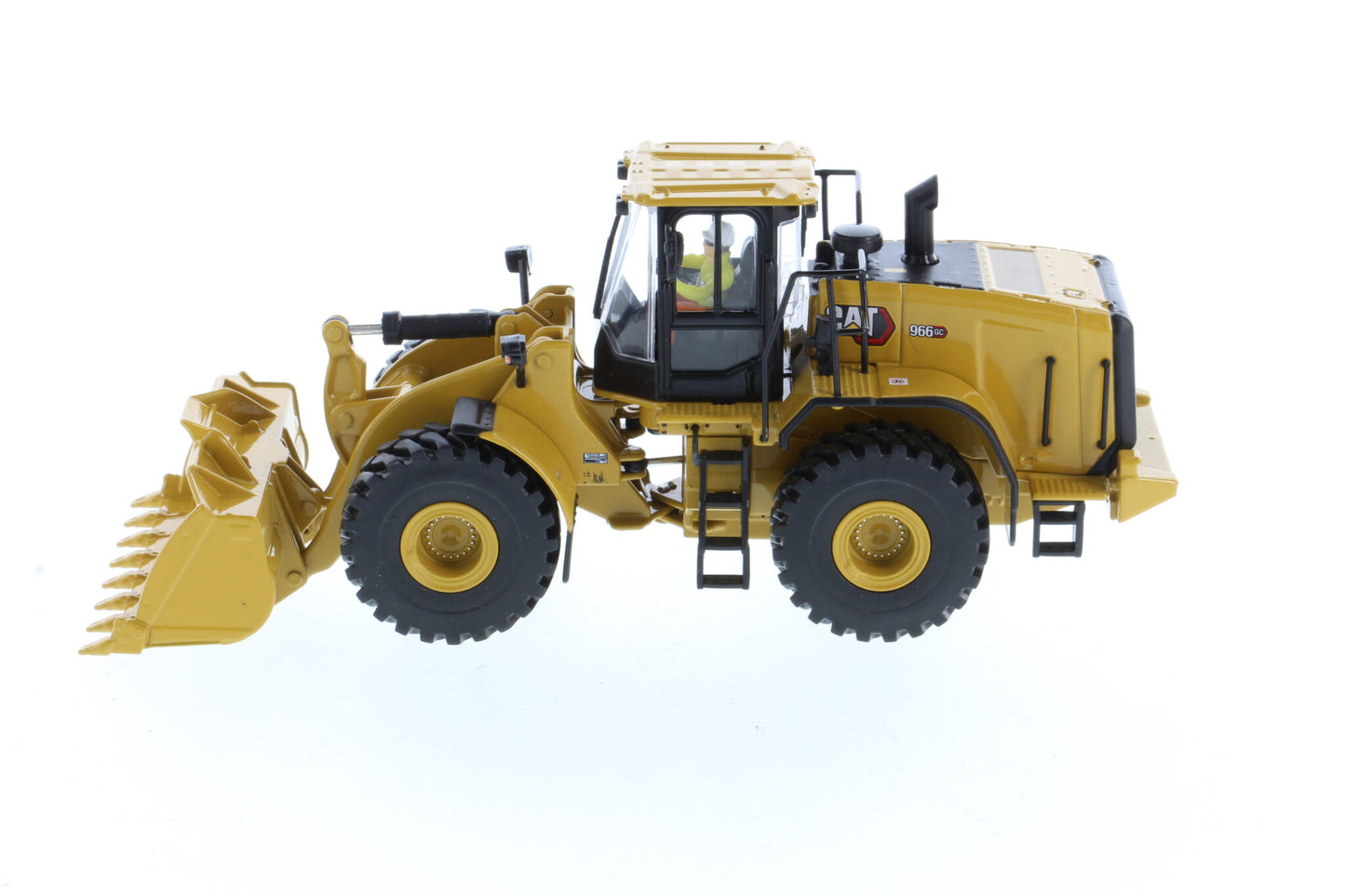 CAT 966GC side view