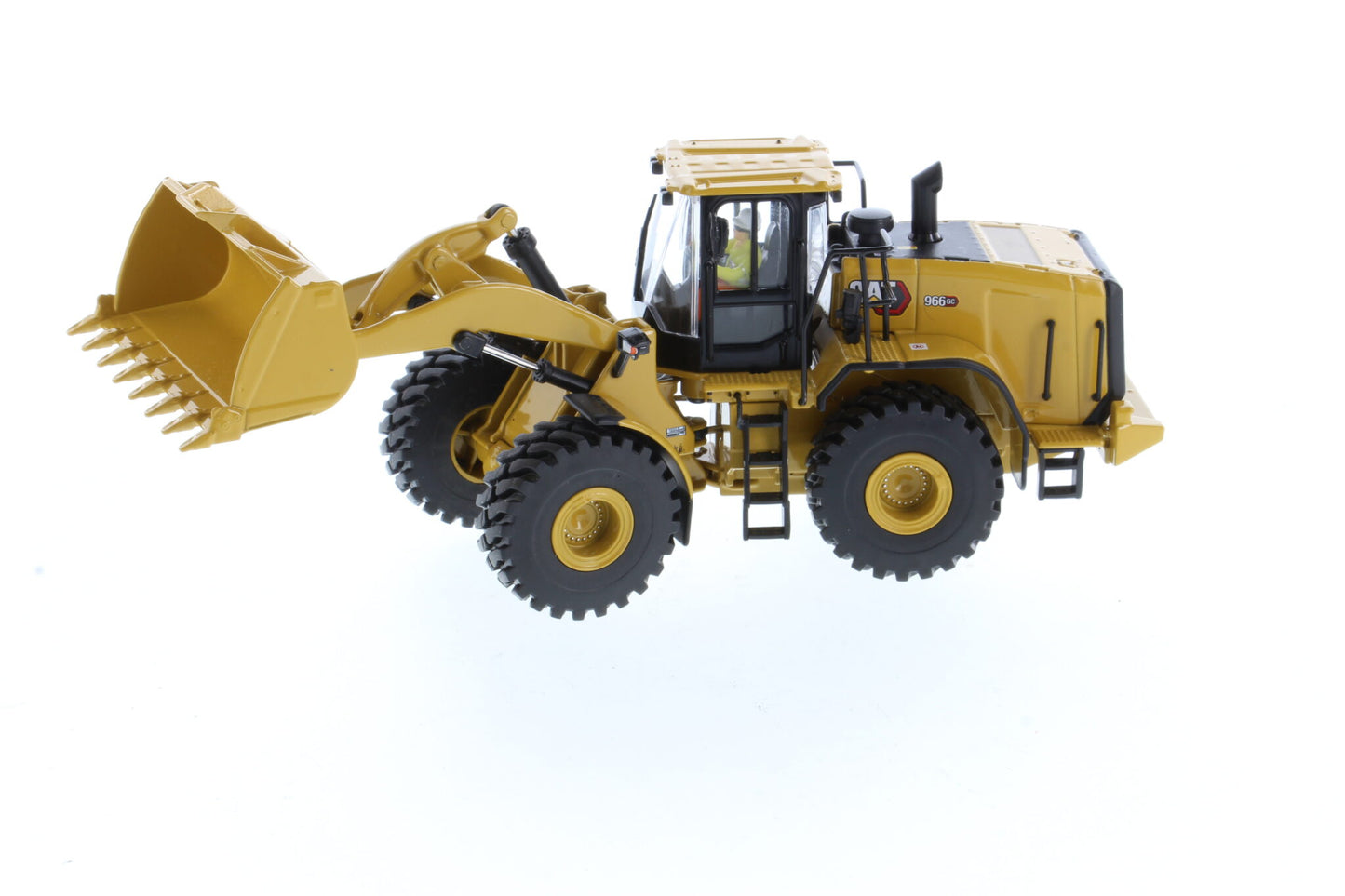 CAT 966GC engine bay