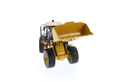 CAT 966 bonnet open