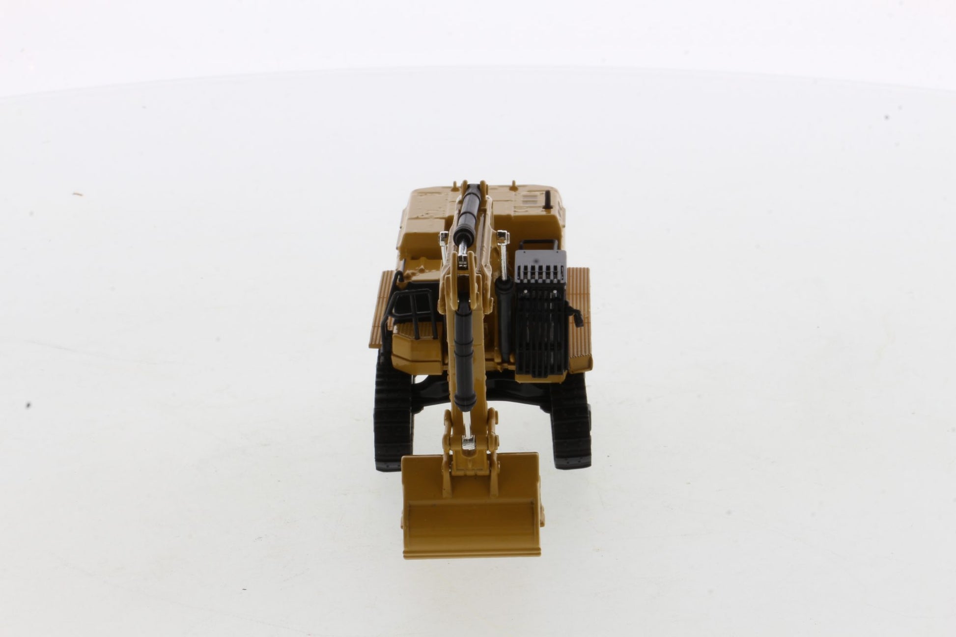 CAT 395 ME Excavator boom detail