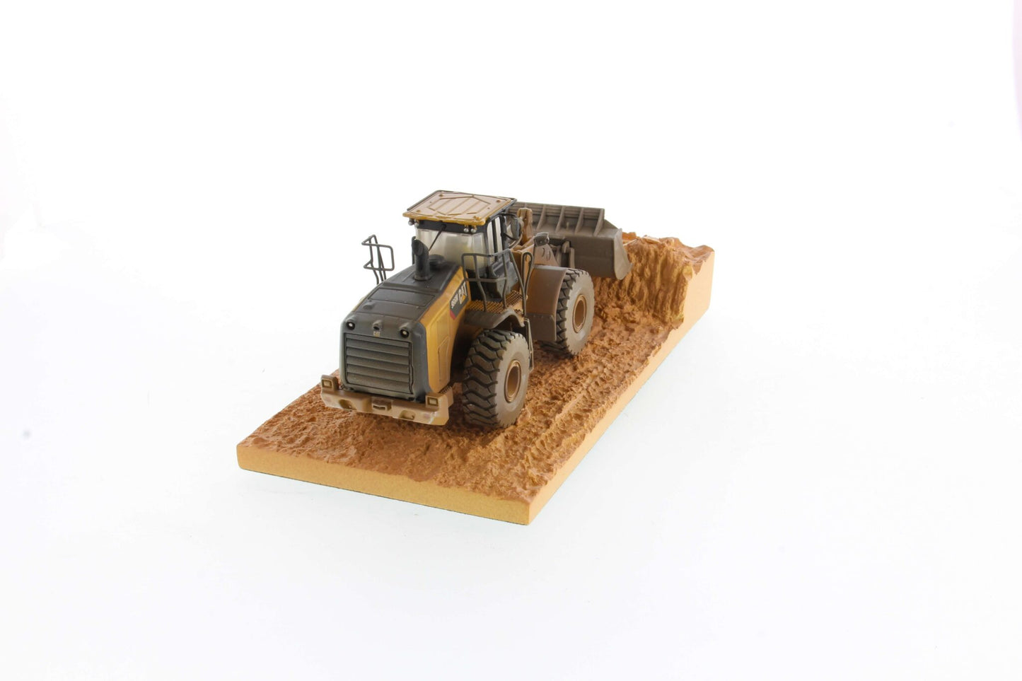 CAT 966M angle 6