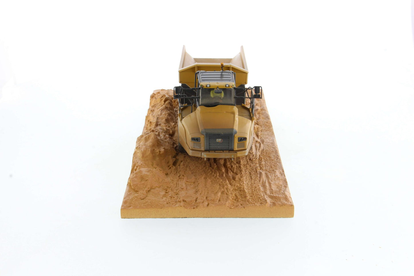 CAT 745 Weathered Articulated Truck 1:50