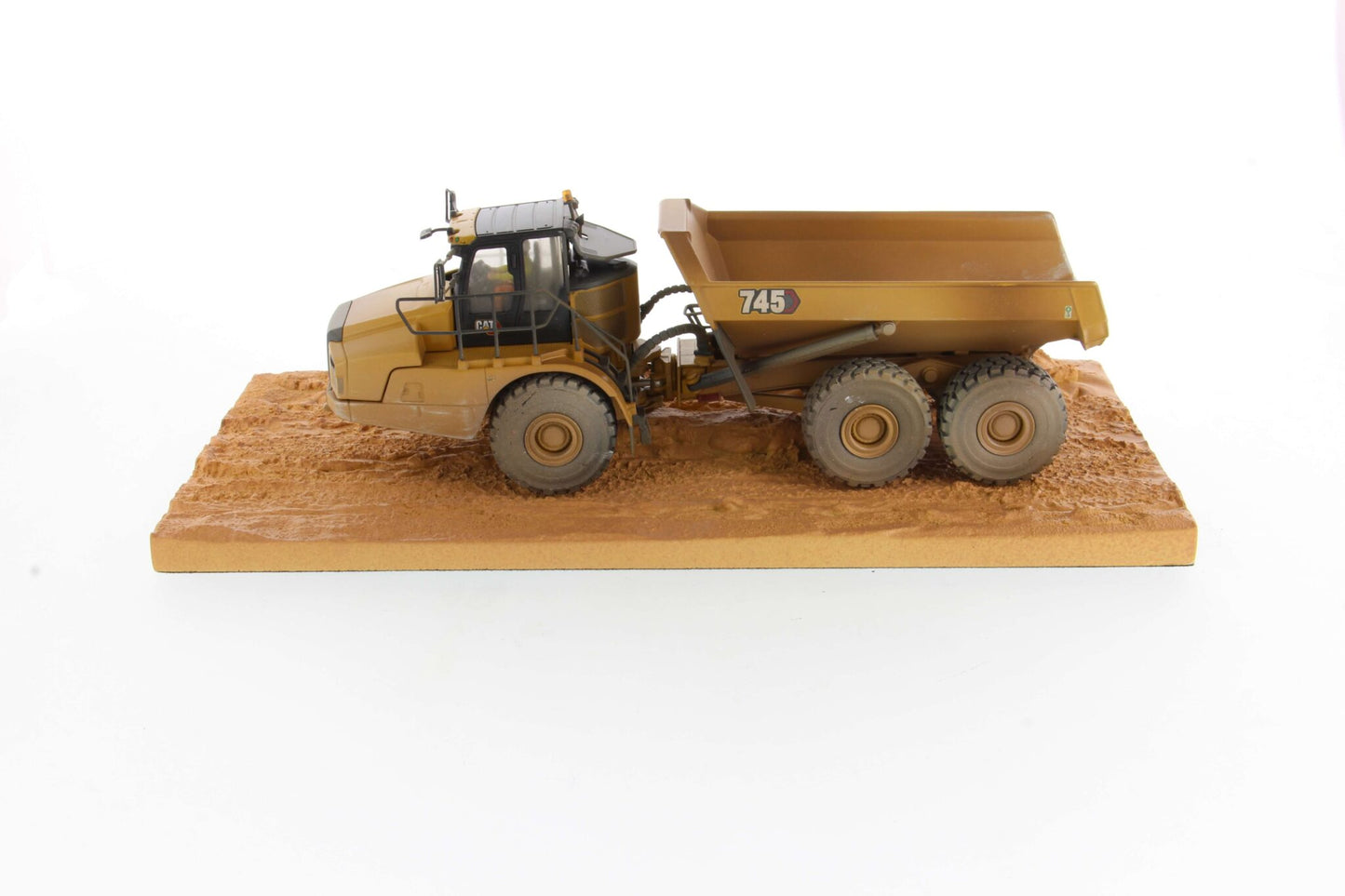 CAT 745 Weathered angle 5