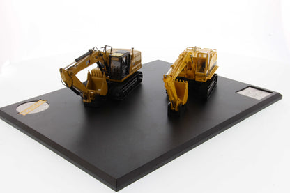 CAT 225 & 323 Hydraulic Excavator Evolution Series 1:50 Scale Die Cast Model