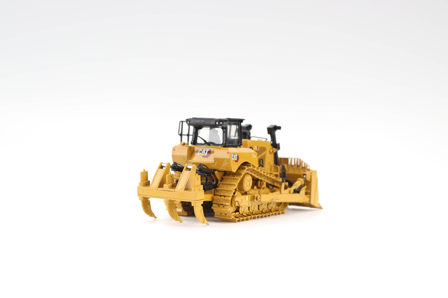 CAT D8 Track-Type Tractor High Line Edition 1:50 Scale Die Cast Model