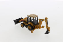 CAT 420 XE side view