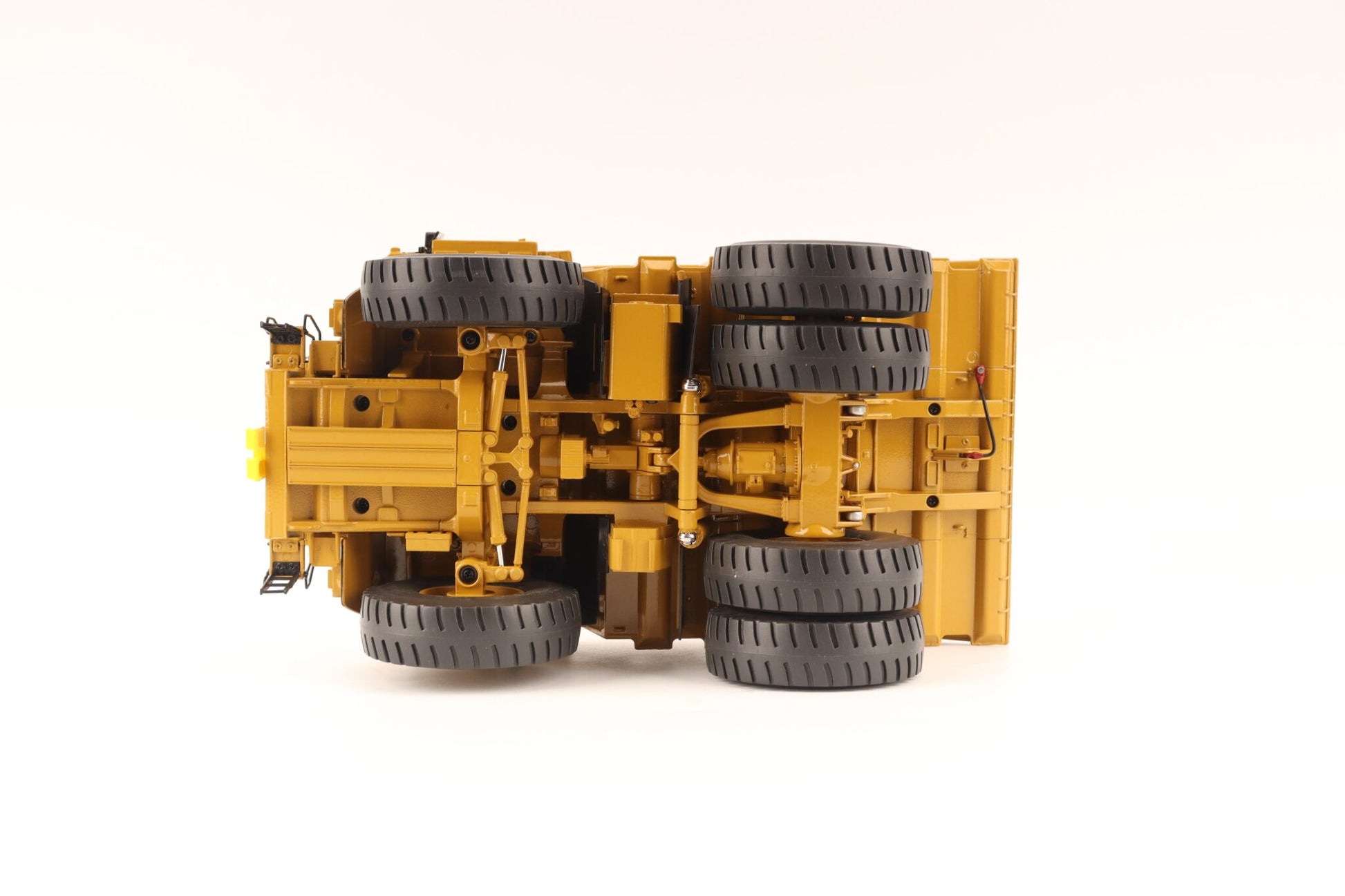 Cat 789 Off-Highway Mining Truck - view 11