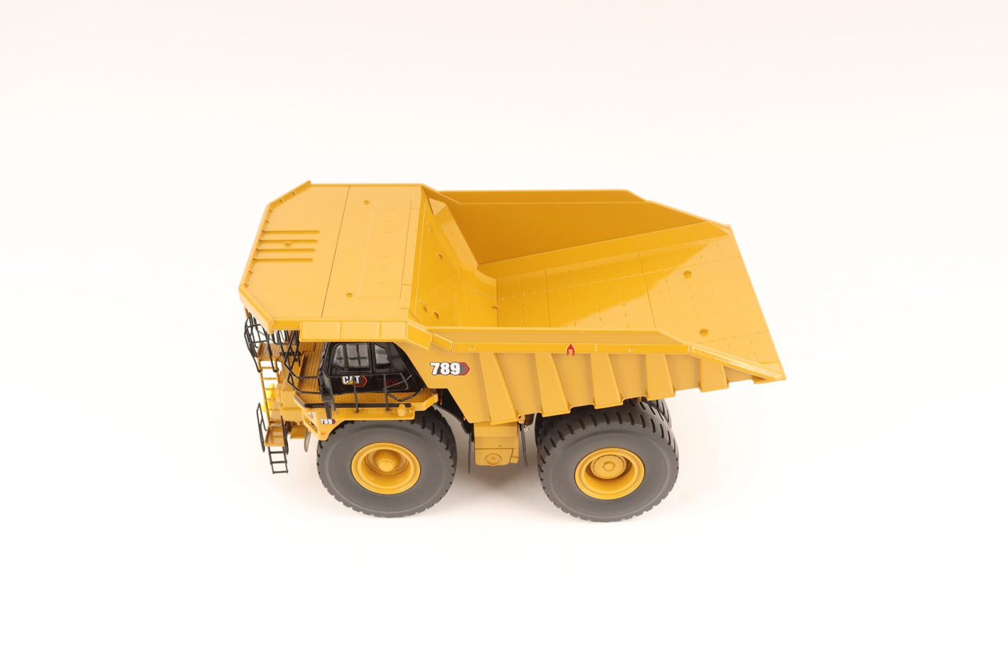 Cat 789 Off-Highway Mining Truck - view 12