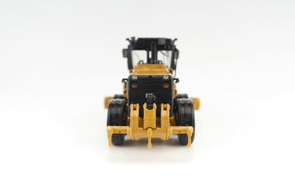 CAT 140 LVR Motor Grader High Line Series 1:50 Scale Die Cast Model