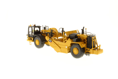 CAT 627K Wheel Tractor-Scraper 1:50 Scale Die Cast Model