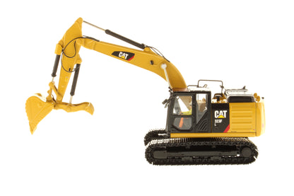 CAT 323F L boom and bucket detail