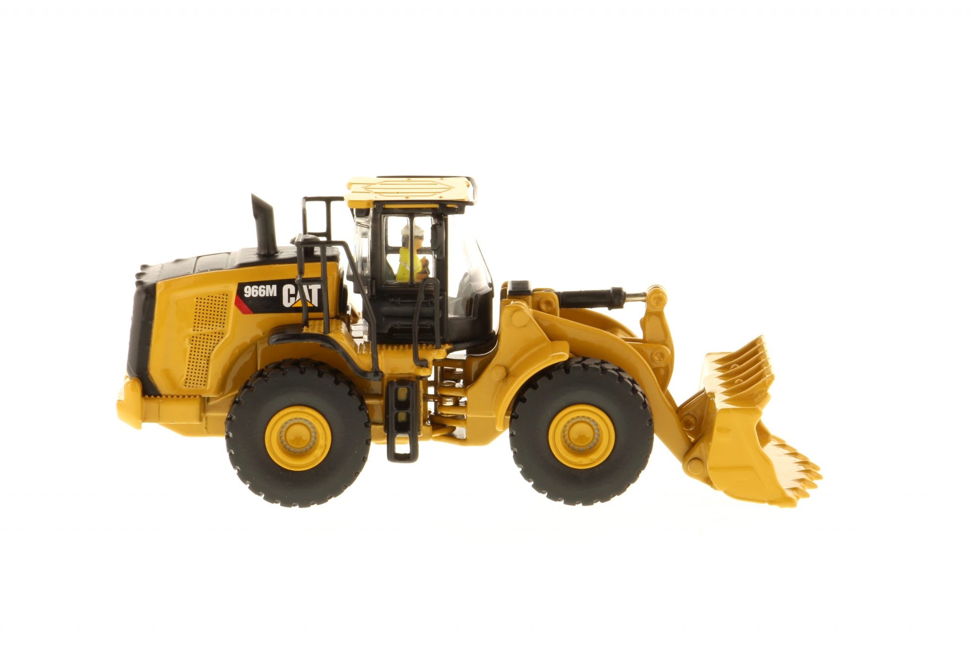 CAT 966M HO rear view