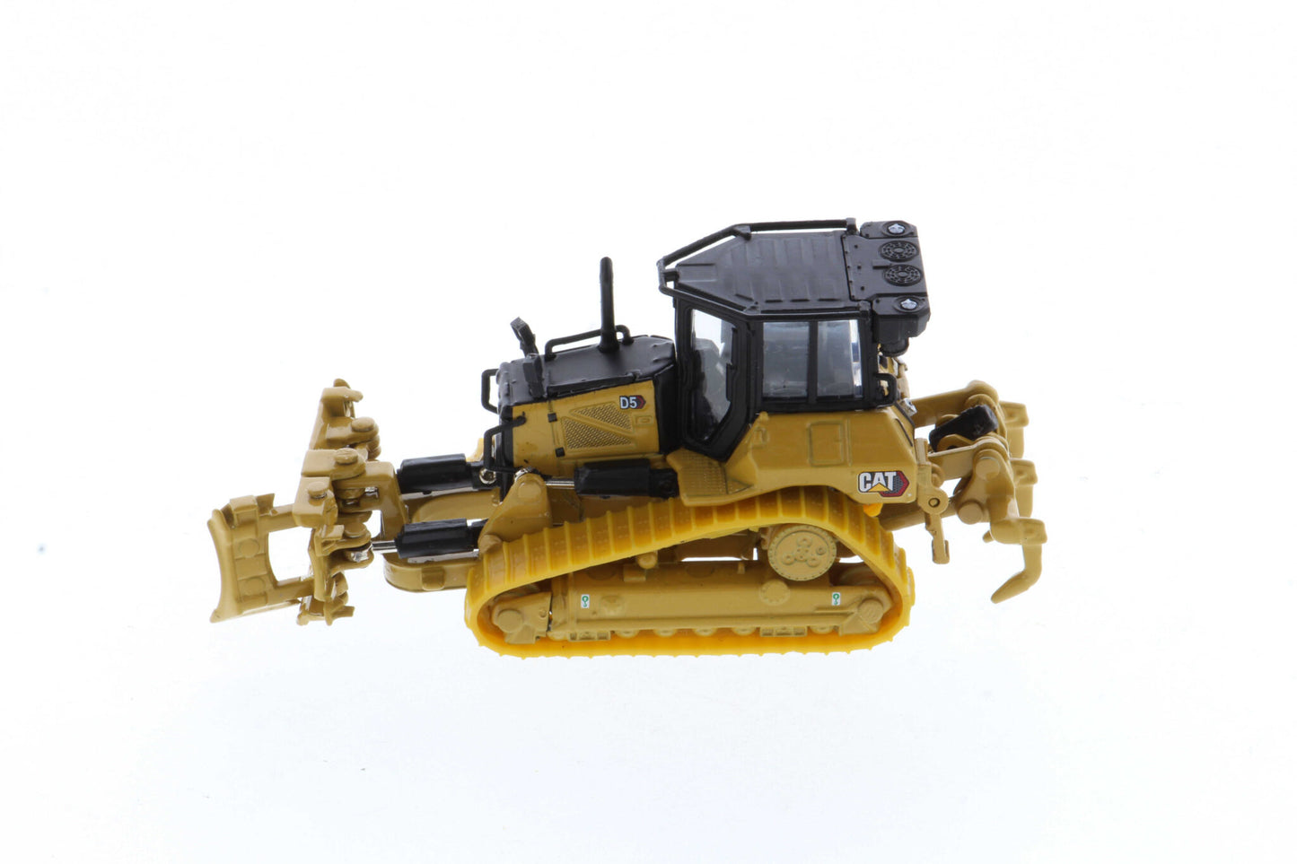 CAT D5 LGP HO rear view