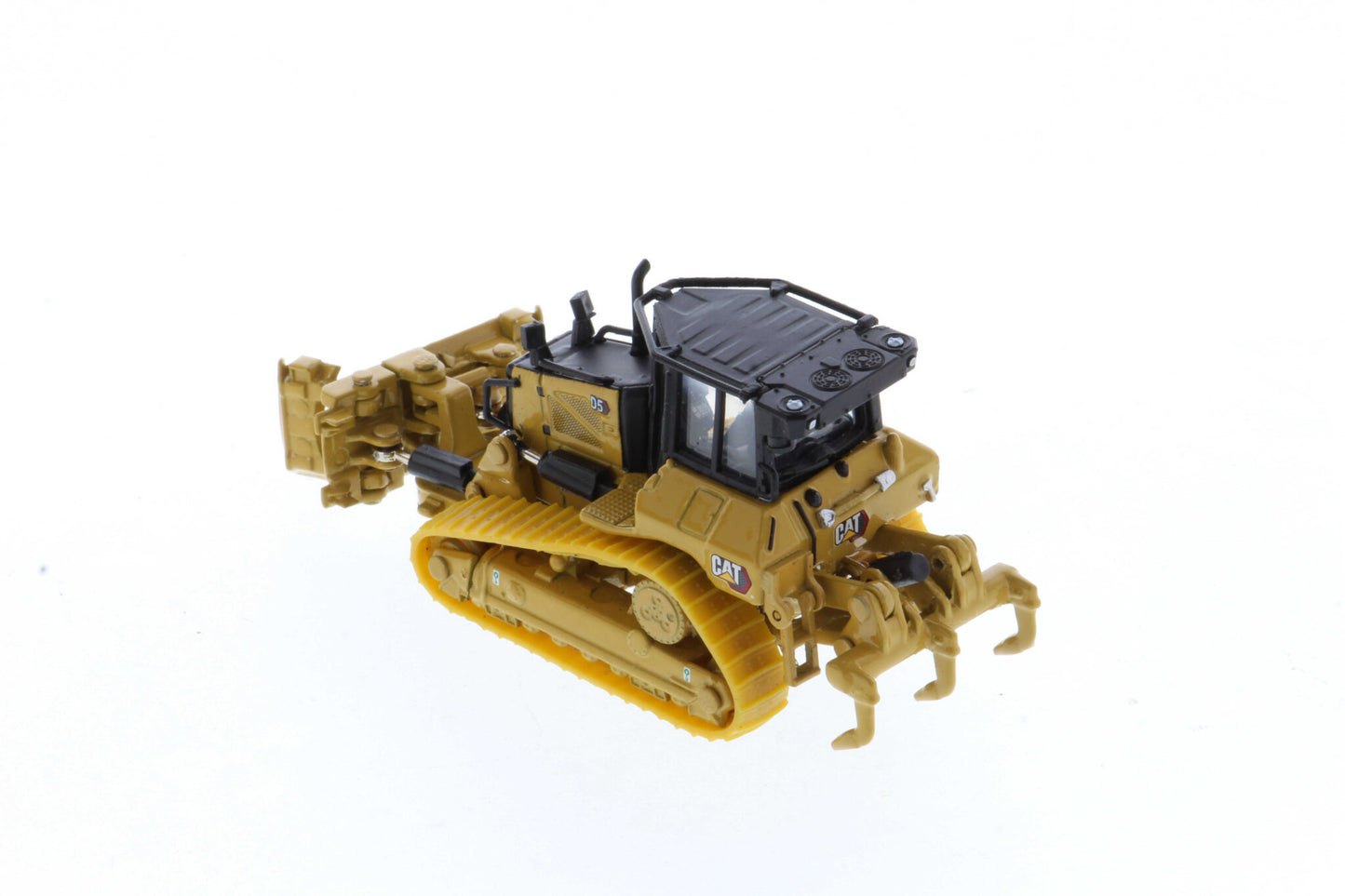 CAT D5 LGP HO angled view