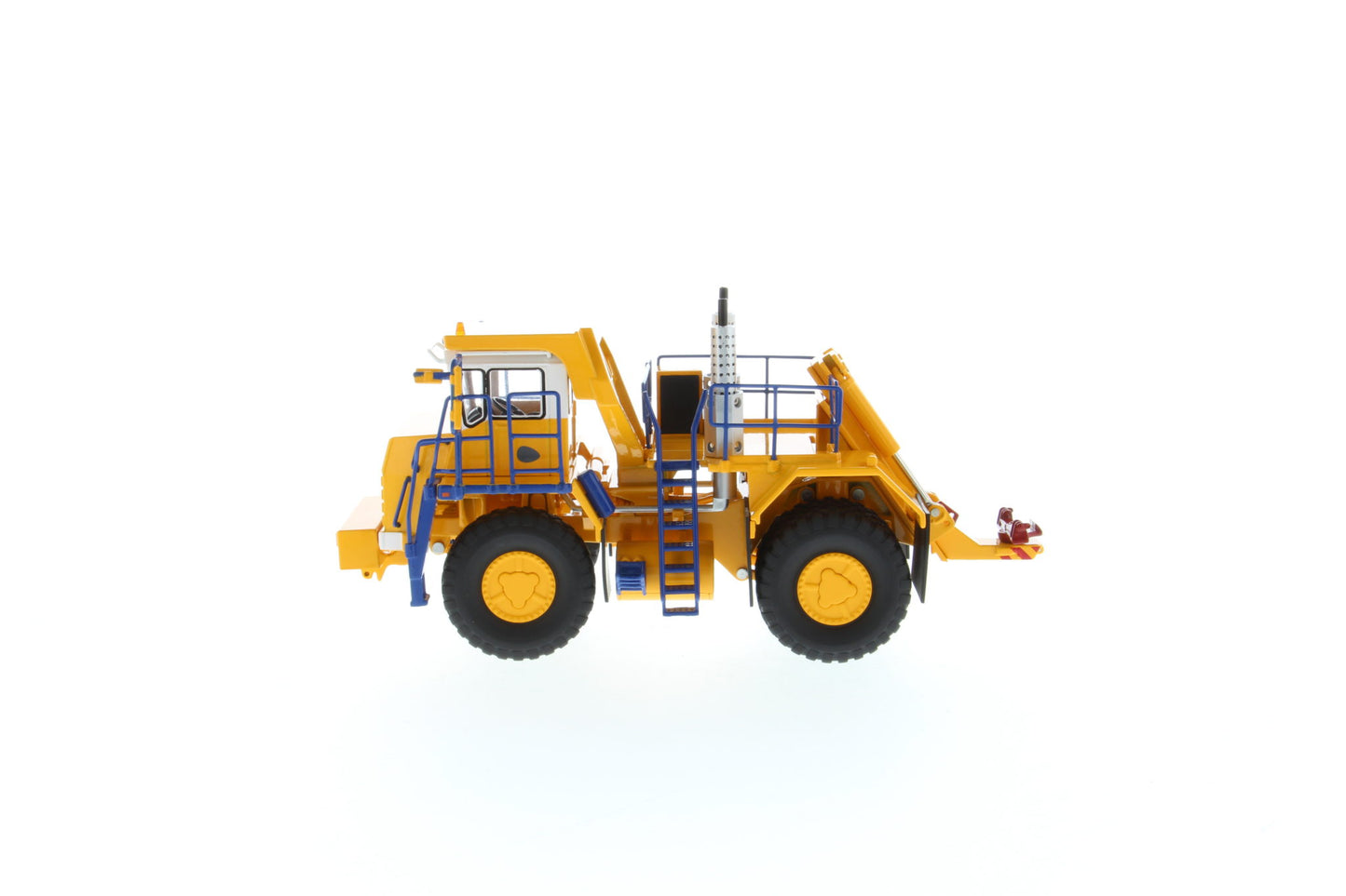 BELAZ 74470 Recovery Tractor - view 6