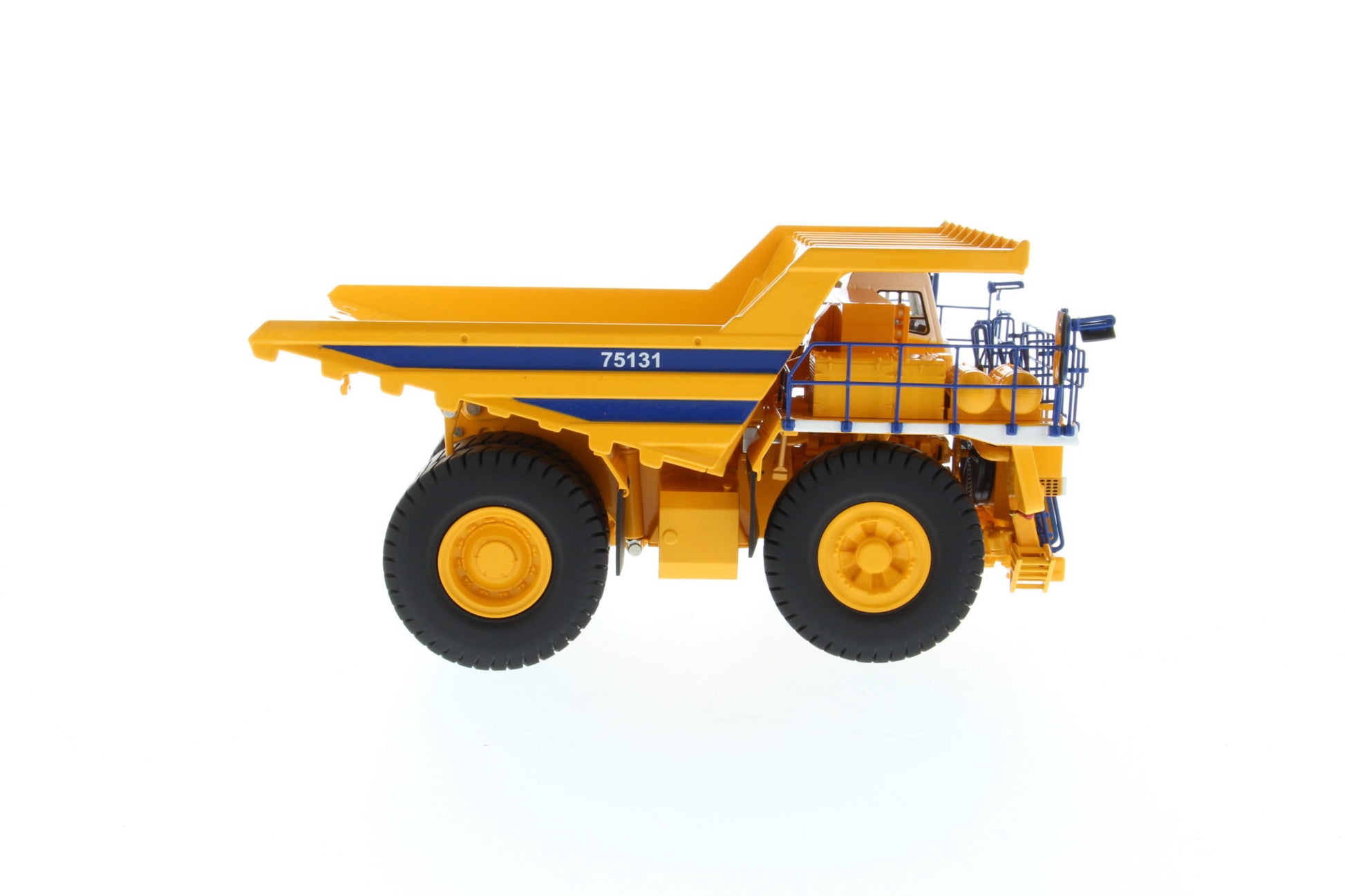 BELAZ 75131 - view 3