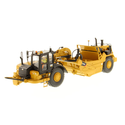 CAT 627K Wheel Tractor-Scraper 1:50 Scale Die Cast Model