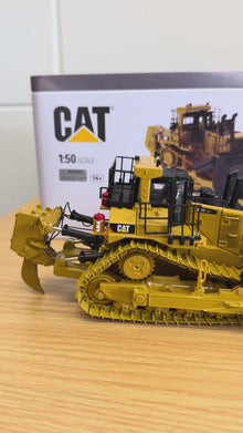 CAT D11T CD Carry Dozer Track-Type Tractor 1:50 Scale Die Cast Model