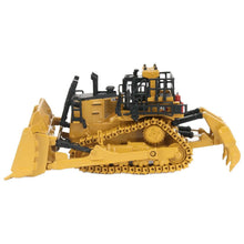 CAT D11 Dozer Track-Type Tractor with Metal Tracks HO Series 1:87 Scale Die Cast Model