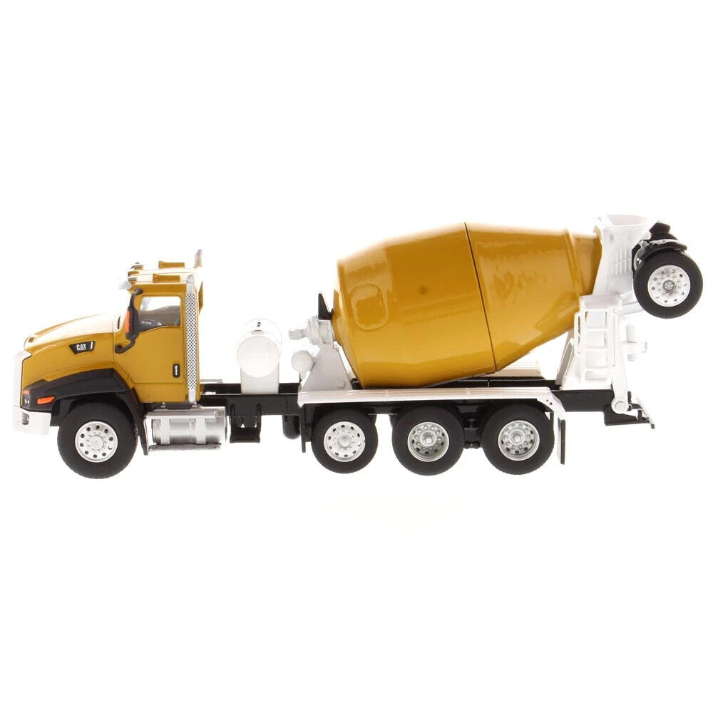 CAT CT660 McNeilus Bridge-master concrete agitator truck 1:64 Scale Die Cast Model