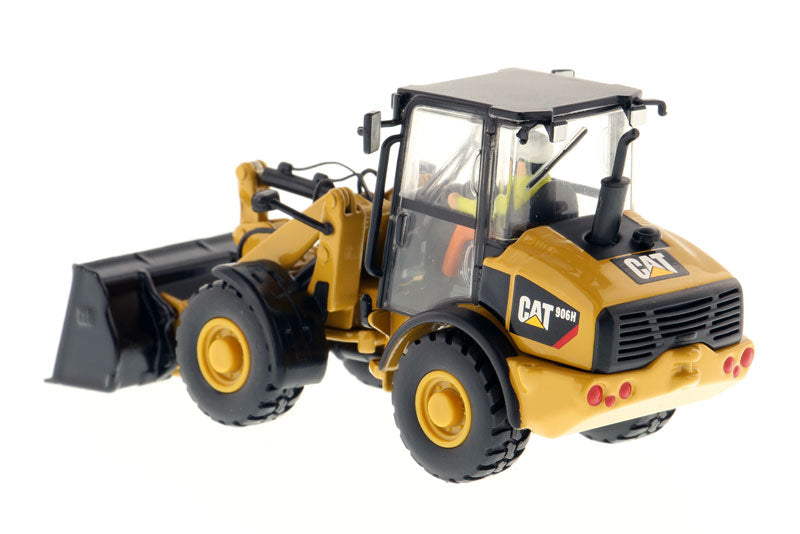 CAT 906H Wheel Loader detail view 2