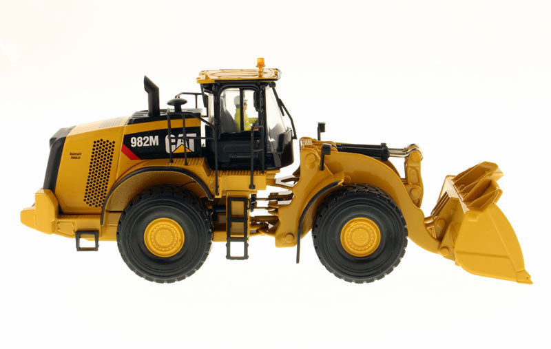 CAT 982M Wheel Loader detail view 4