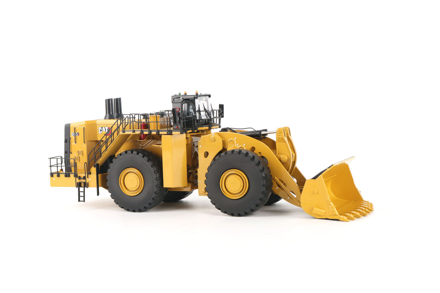 CAT 995 Large Wheel Loader High Line Series 1:50 Scale Die Cast Model