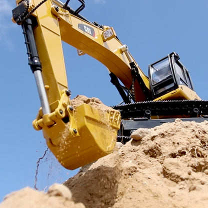 CAT Remote Controlled Die Cast 330D L Excavator